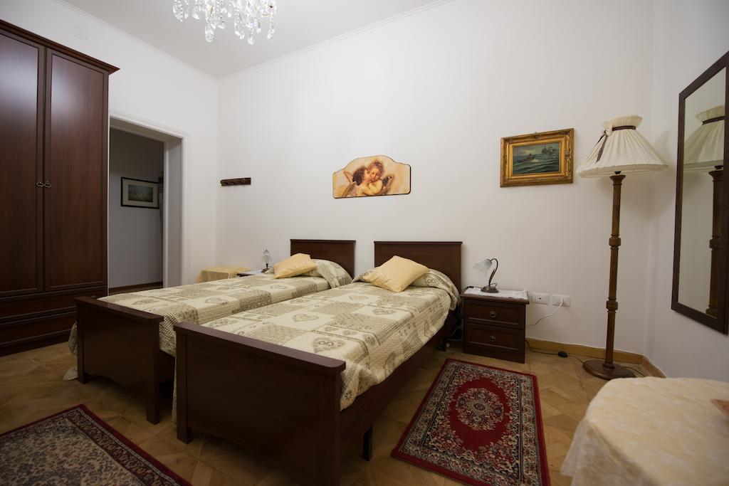 Antico Borgo Teresiano Bed & Breakfast Trieste Room photo